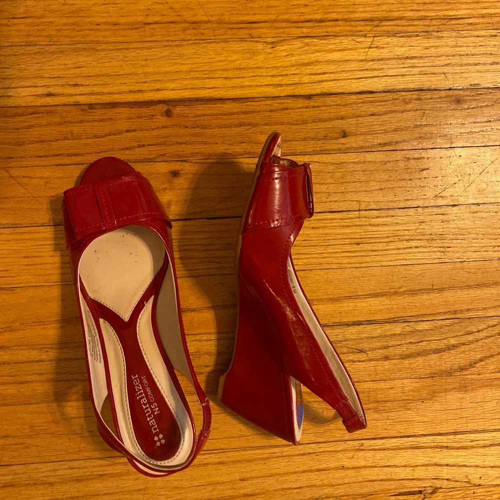 Naturalizer wedges size 9